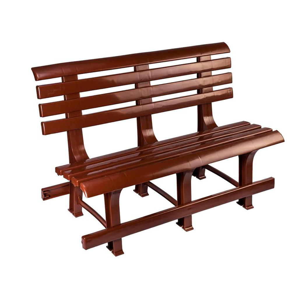 Пластиковые скамейки со спинкой