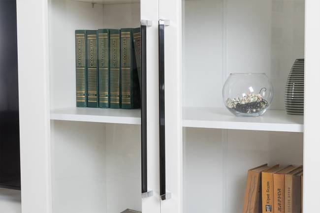 Комод с сервантом и навесной полкой Валенсия цвет белый шагрень