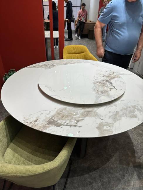 Стол CASTELA 135 Белый мрамор CA071, керамика / Орех, ®DISAUR