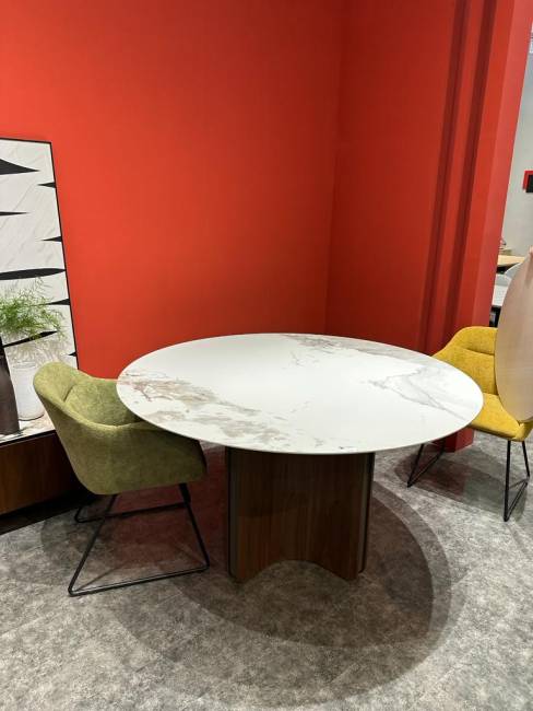 Стол CASTELA 135 Белый мрамор CA071, керамика / Орех, ®DISAUR