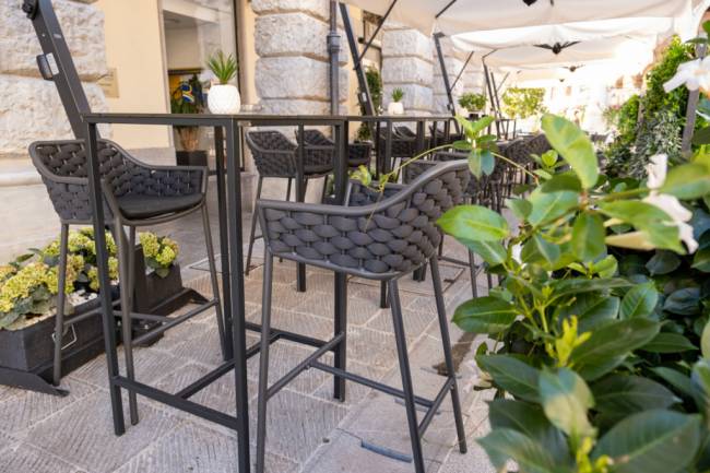 Кресло барное плетеное Panama черный, темно-серый, черный 540х540х1010 мм Кресло барное плетеное Panama черный, темно-серый, черный 540х540х1010 мм