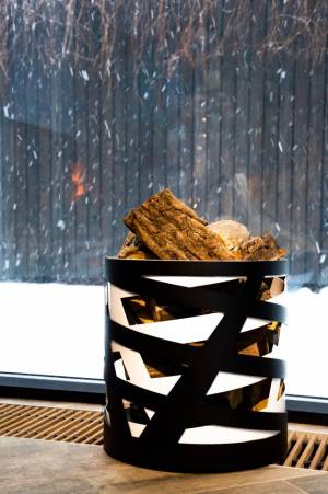 Дровница "Saturn", черно-белая