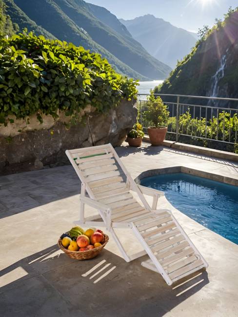 Шезлонг с подлокотниками