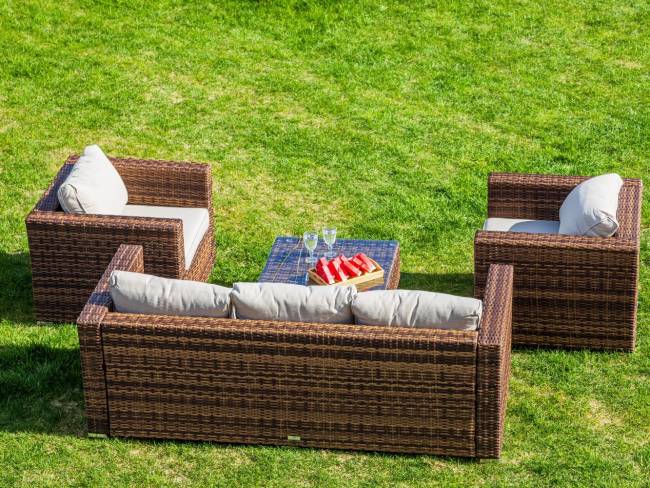 Лаунж-зона KARL с трёхместным диваном (коричневая)